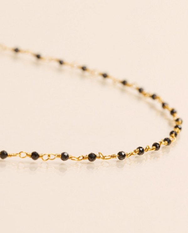 collier-perles-inde-noir-brillant