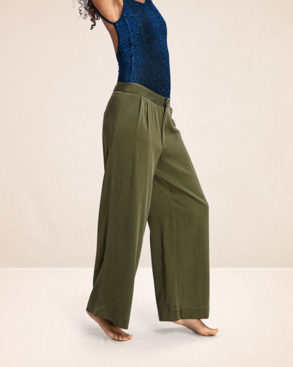 pantalon en soie oversize daddy maquis profil