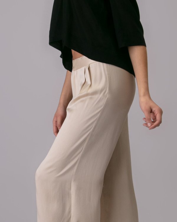 pantalon-en-soie-oversize-daddy-sugar-profil-zoom
