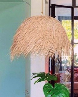suspension cloche à franges en feuilles de palmier