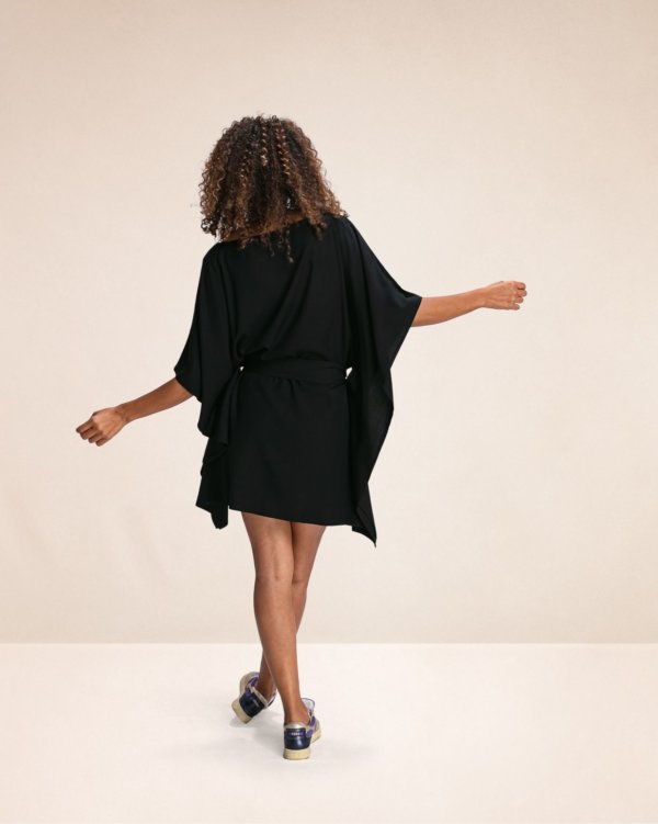 robe courte chauve souris kimono black dos