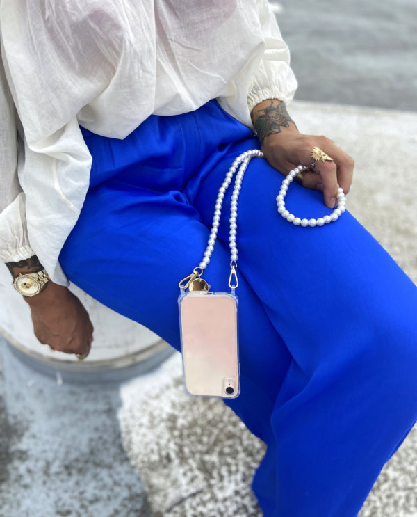 chaine-perles-telephone-agathe-blanc--porte-zoom